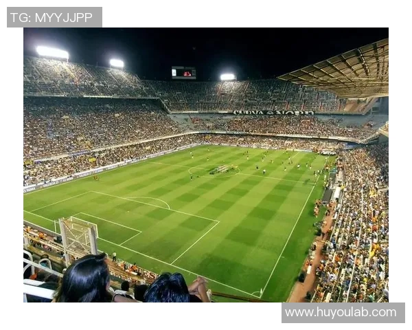 足球奇球星的传奇故事展现绿茵场上无与伦比的激情与荣耀