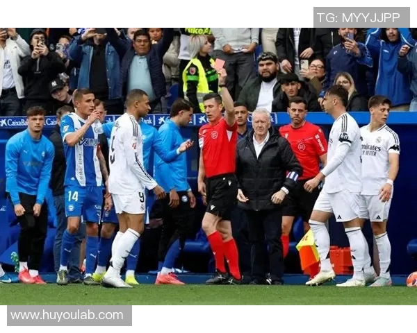 足球球星激烈争执引发舆论风波 球场内外纷争不断谁是幕后真凶 足球球星激烈争执引发舆论风波 球场内外纷争不断谁是幕后真凶